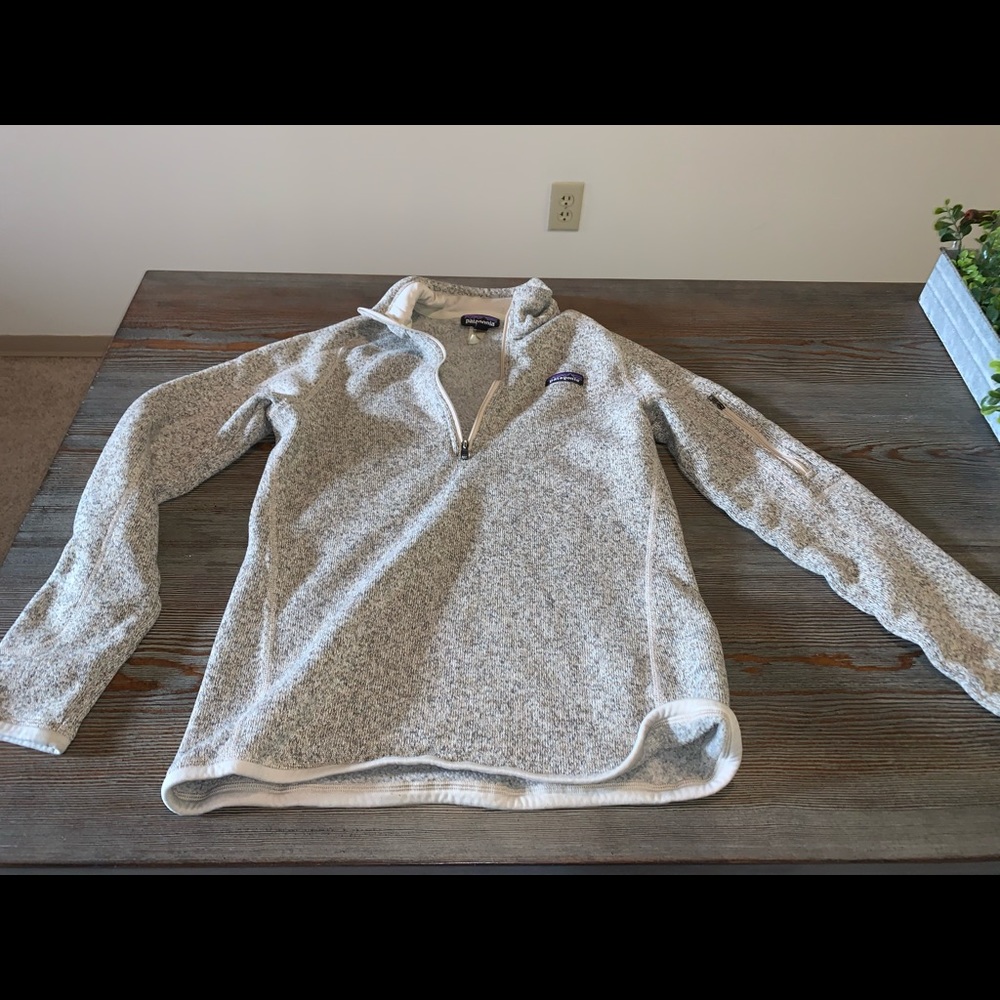 Pantagonia sweater